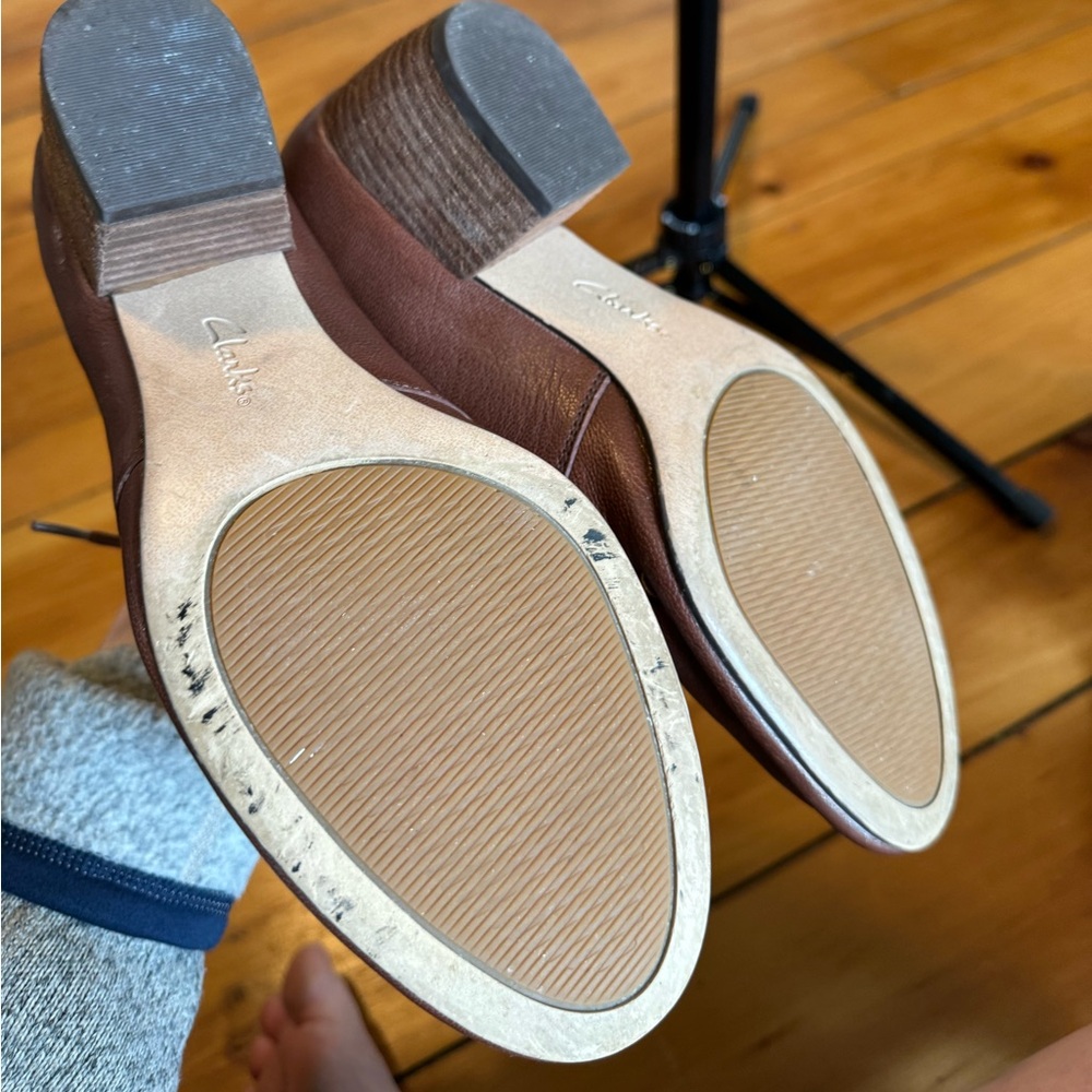 Clarks booties - Picture 6 of 7